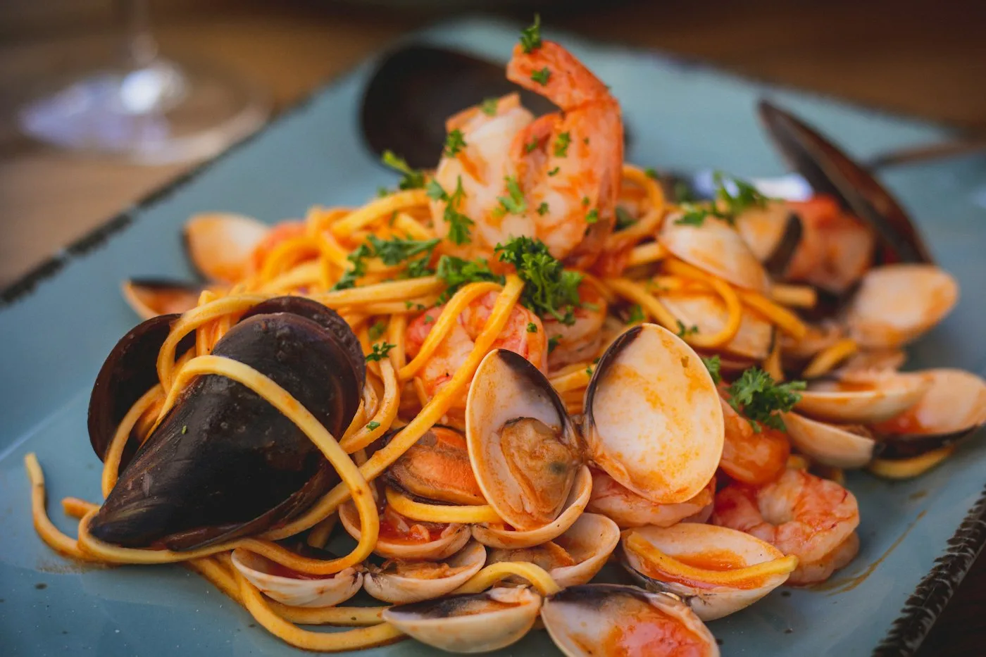 Pasta mit Meeresfrüchten, Miesmuscheln und Garnelen